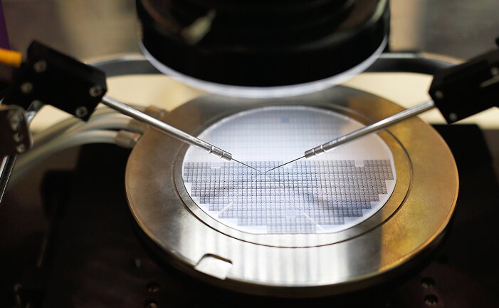 Precision Under Pressure: How to Protect Semiconductor Manufacturing Equipment in Transit