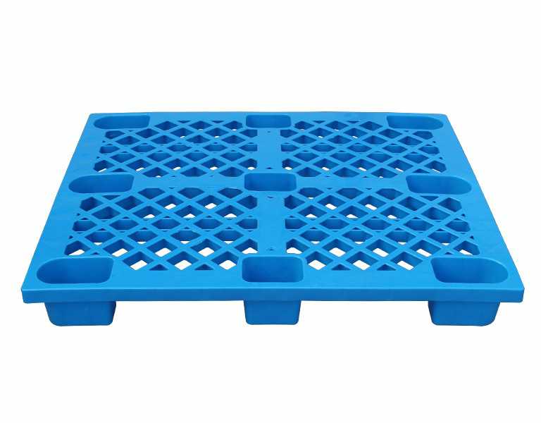 1210 Vented Deck 9-Leg Lightweight Plastic Pallet